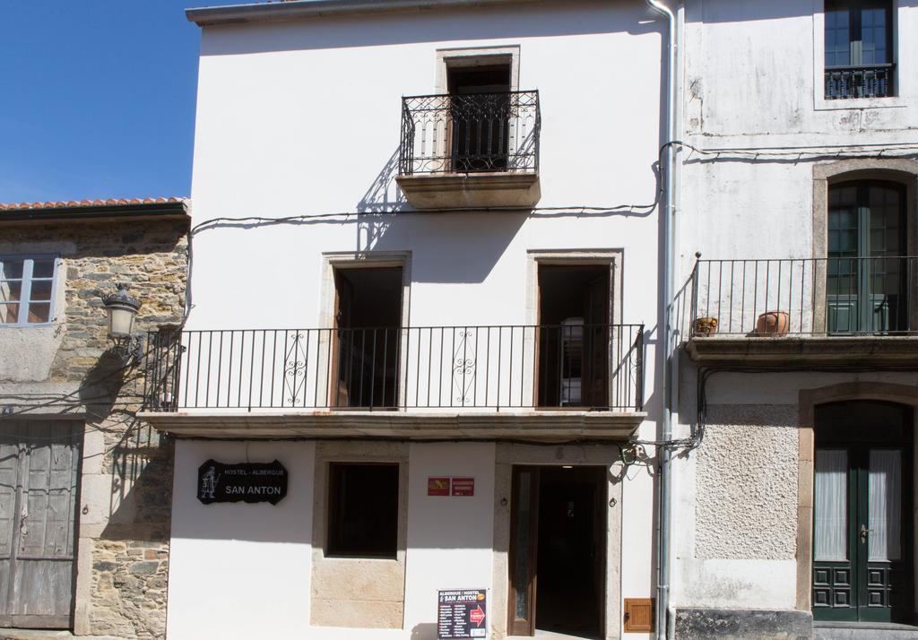 Albergue San Anton Melide Exterior photo